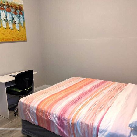 Toronto Furnished Living Rooms Εξωτερικό φωτογραφία
