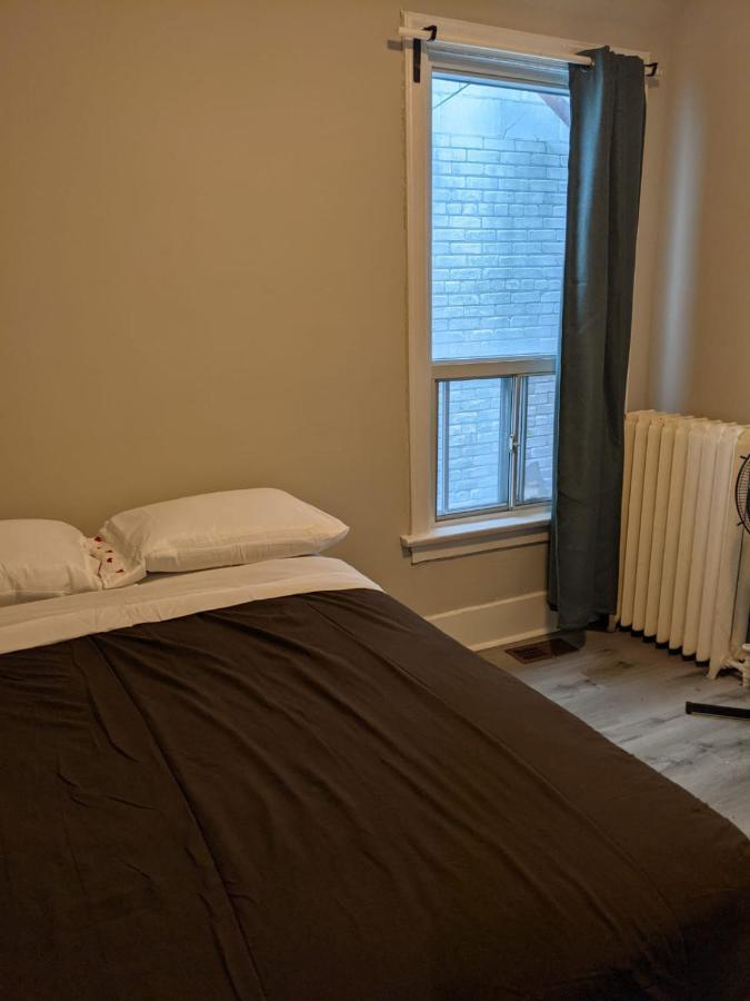 Toronto Furnished Living Rooms Εξωτερικό φωτογραφία
