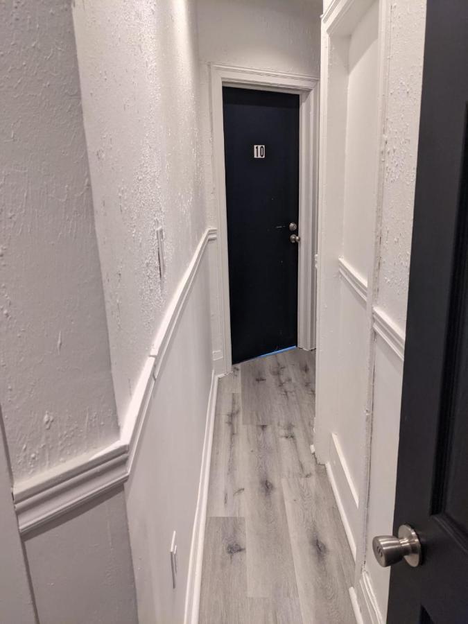 Toronto Furnished Living Rooms Εξωτερικό φωτογραφία